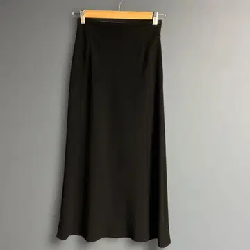 블랙 타이트 플레어 스커트 롱