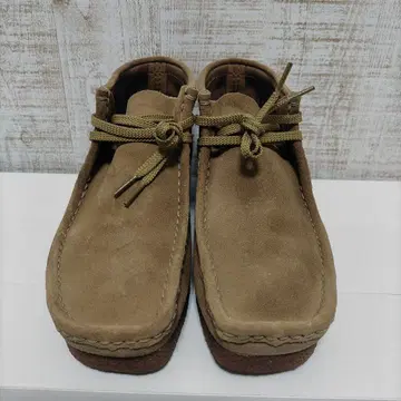 Clarks 베이지 스웨이드 왈라비