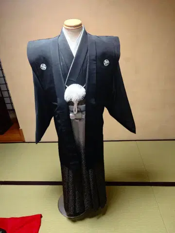 카츠라 유미의 어깨옷