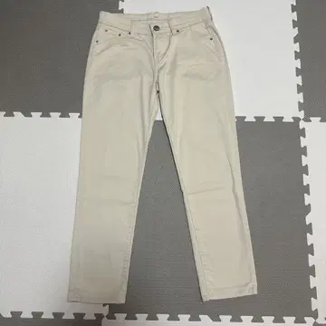베이지 슬림핏 데님 25
