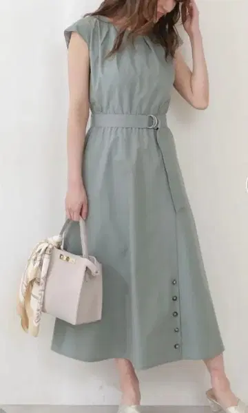 프로포션 바디 드레싱 벨트 롱 원피스