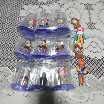 HELLO NEIGHBOR 헬로 네이버 피규어 키링 세트