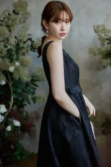 herlipto Classic Floral Jacquard Dress