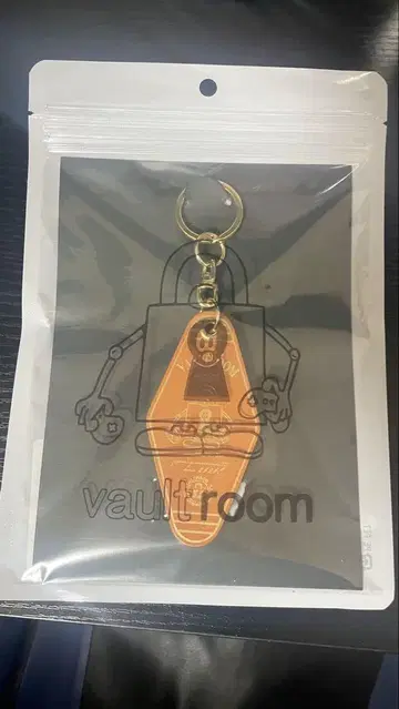 voltroom leather HOTLE keychain / camel