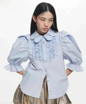 Bibiy. CORA PUFF BLOUSE