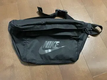 NIKE 바디백 블랙 빅사이즈