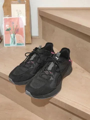 Puma PWRFrame OP-1 Cyber Black Pink