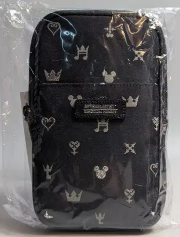 스퀘어 에닉스 킹덤하츠 x 아티잔 앤 아티스트 월렛 숄더 파우치