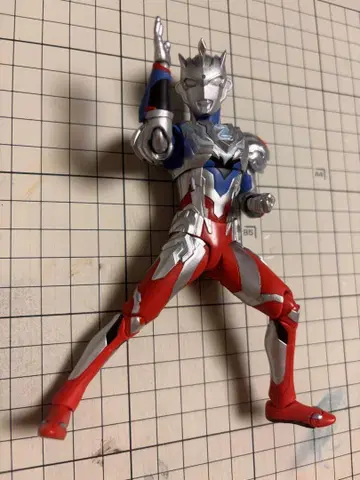 [새상품급] S.H Figuarts 피규아트 울트라맨 Z 알파 엣지