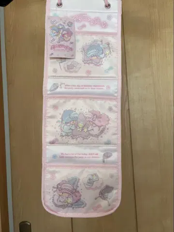 키키라라 벽걸이 포켓 택 포함 새상품