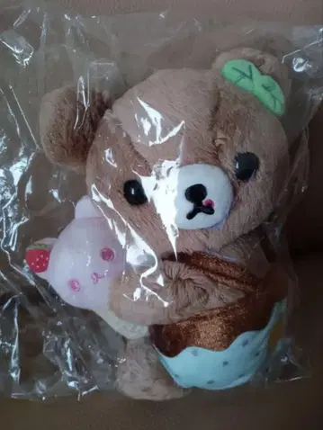 코리락쿠마와 차이로이코구마의 해피 아이스크림 봉제 인형