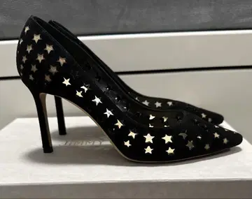 JIMMY CHOO 블랙 스타 펌프스