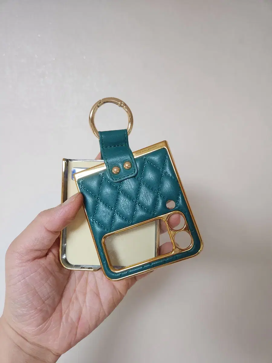 [New] Galaxy Flip 3 Case