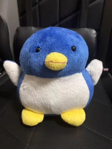 펭귄 모양 봉제 인형 파랑과 화이트