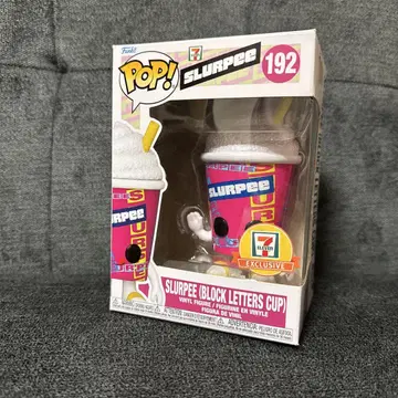 스라피 Funko