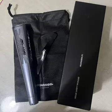 LE SSERAFIM official Light stick