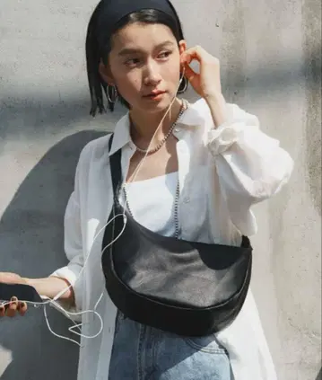 새상품 russet 소프트 가죽 라운드 숄더백 러셋 블랙