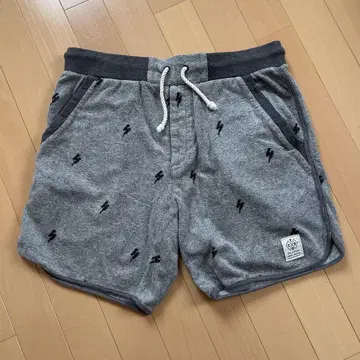 새상품급 TCSS 파일 원단 하프 팬츠 그레이 M