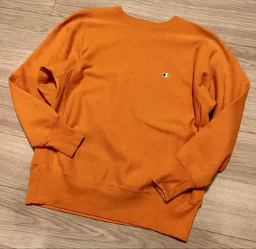 90s CHAMPION 오렌지 미국제 눈 달린 리버스 구제 L