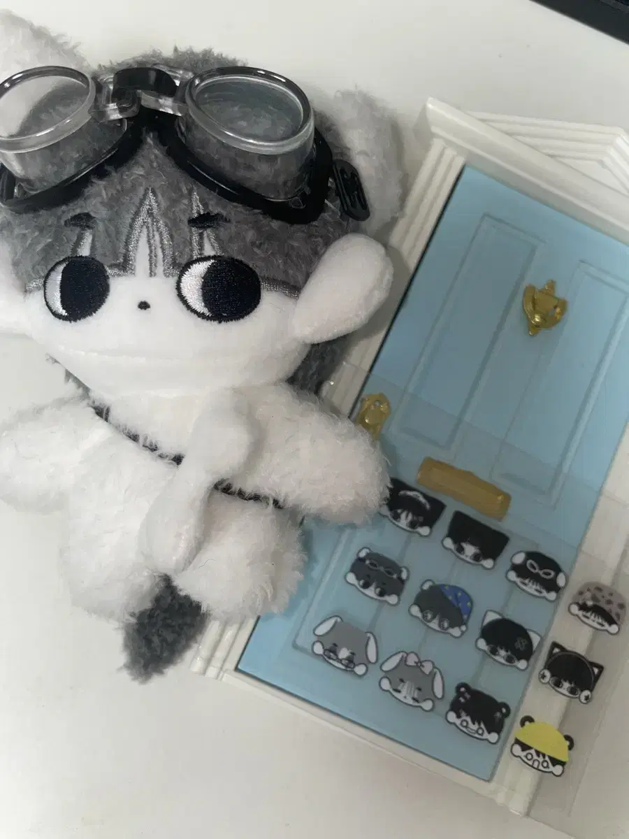 Product Details - 1