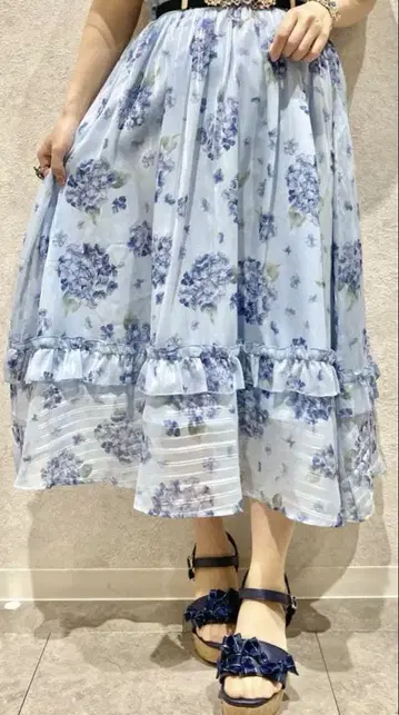 axes femme 수국 패턴 시어 스트라이프 스커트