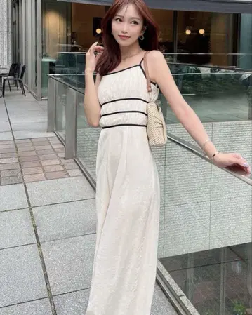 RESEXXY 쉬폰 캐미 콤비네종