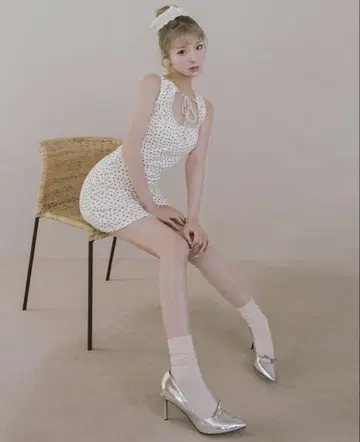 darich 프론트 오픈 플로럴 미니 원피스