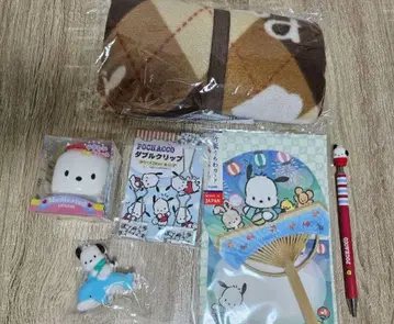 캐릭터 굿즈 세트