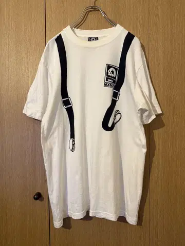 매지컬 모쉬 미스핏츠 서스펜더 Tee L 사이즈