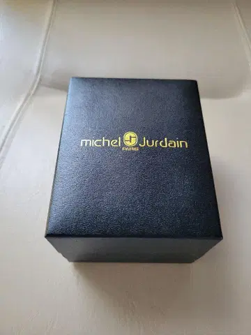 michel Jurdain 파랑 다이얼 시계