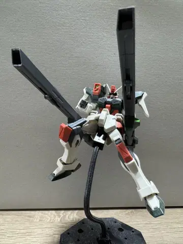 HG 라이트닝 버스터 건담