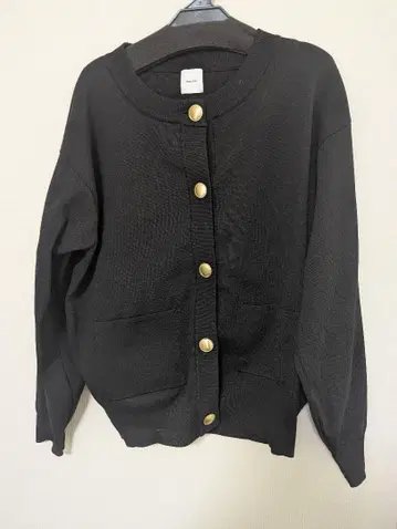 새상품 Spick&Span 워셔블 크루넥 가디건 블랙
