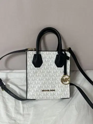 MICHAEL KORS 마이클코어스 숄더백