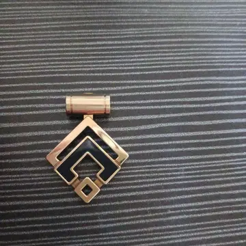 코란토테 탑만