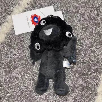 카라비너 검은 먘먘 봉제 인형 (서 있는 Ver.)