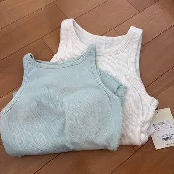 SeaRoomlynn 패드 in 탱크탑