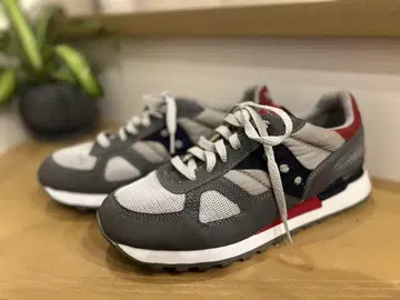 Saucony x White Mountaineering 스니커즈