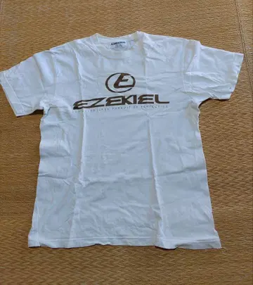 ezekiel 렉서스풍 로고 티셔츠 used