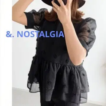 &. NOSTALGIA 도트 상의 블랙 프릴 성숙/러블리 볼륨 소매
