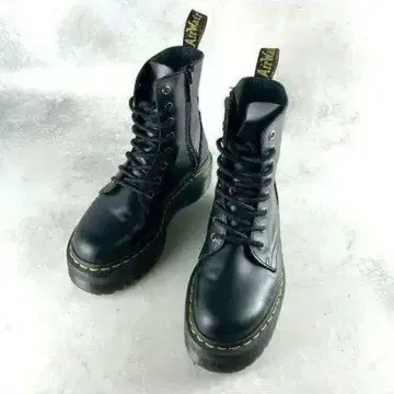 Dr. Martens JADON 8홀 통굽 사이드 지퍼 부츠 UK4