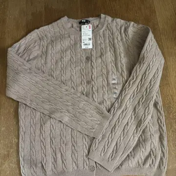 택 포함 새상품 UNIQLO 케이블 크루넥 가디건 3XL 베이지
