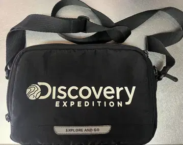 Discovery Expedition 디스커버리 숄더백