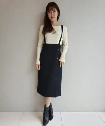 아나텔리어 귀여운 랩 디자인 타이트 점프스커트 블랙