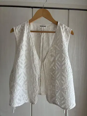 OUT OF FRAMe ReverseApplique 베스트