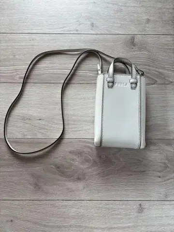 FURLA 세로형 크로스바디 (사선 백)