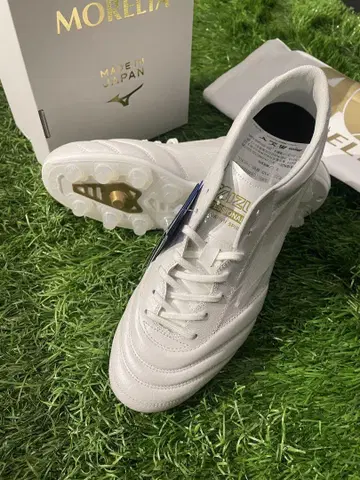 MORELIA UL JAPAN 40주년 27.0cm 화이트