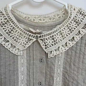 used kazumi 탈착식 옷깃 블라우스 베이지 사만사 모스모스 F