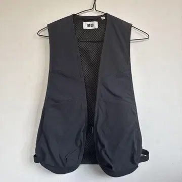 UNIQLO 유틸리티 베스트 M 입는 가방