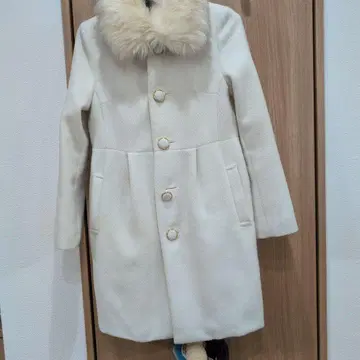 로페피크닉 퍼 화이트 롱 코트