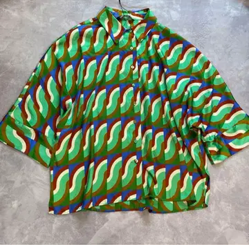 ZARA 프린트 오버사이즈 셔츠 돌먼 기하학 패턴